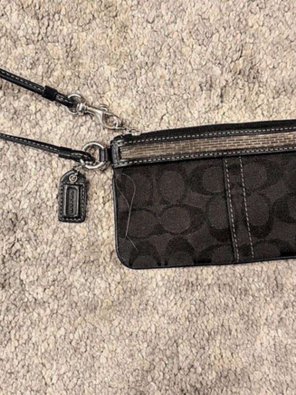 Coach Signature C Small Wristlet Black